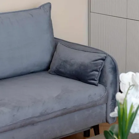 Apartmán Three Bedroom In Center With Desk By Renters *